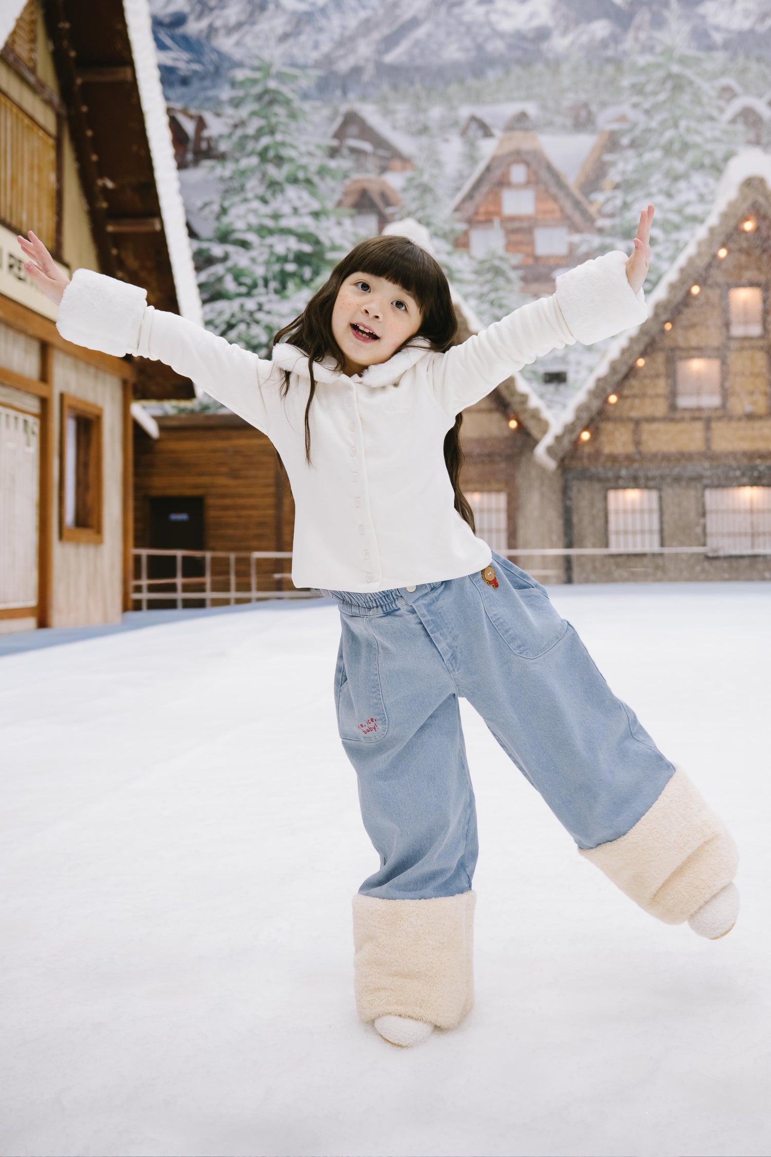 Snowy Pants